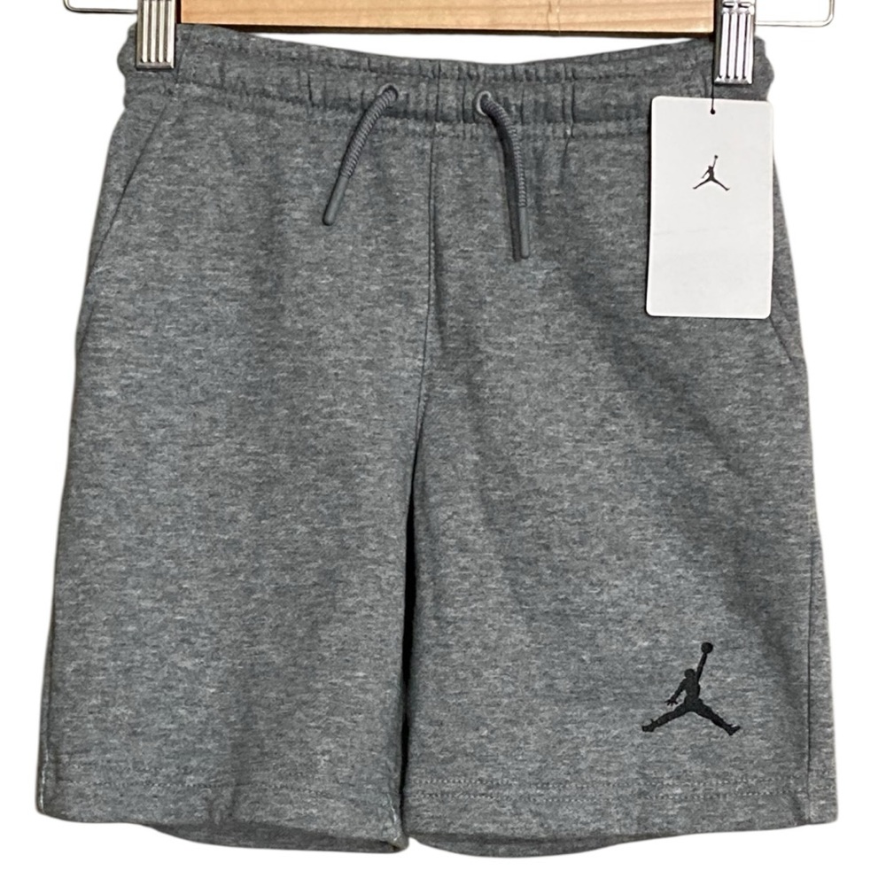 NEW $30 Nike Jordan Carbon Heather Grey Fleece Drawstring Shorts -Size 7